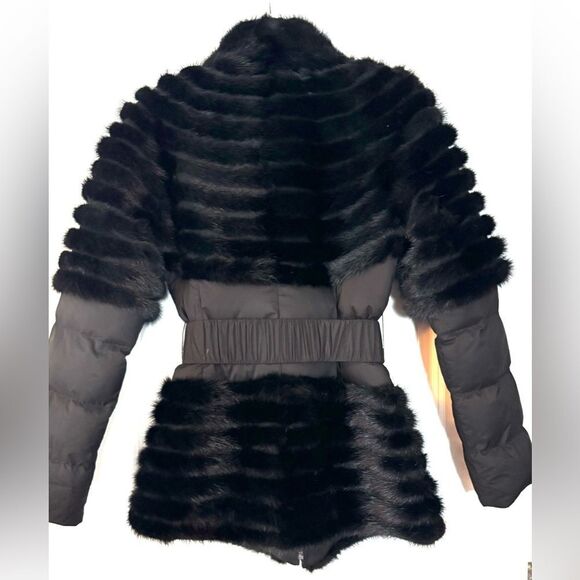 Real Fur black coat - Picture 2 of 6
